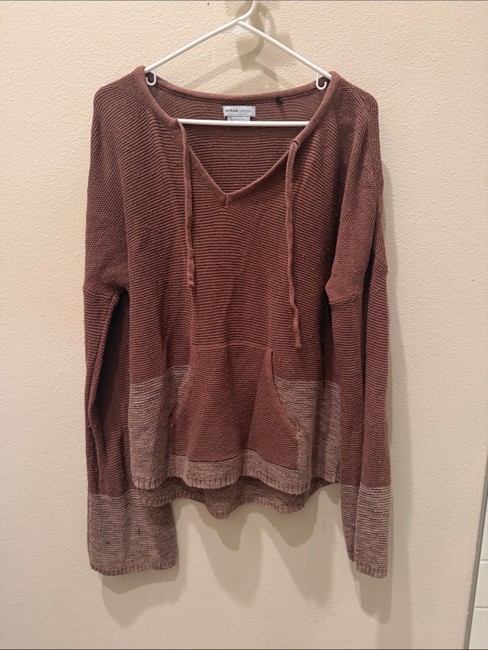 Prana Two-Tone Mauve V-Neck Pullover with Drawstring
